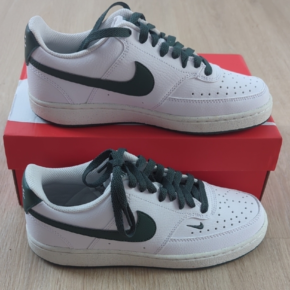 Nike Court Vision Lo NN - Red and White - Picture 1 of 4